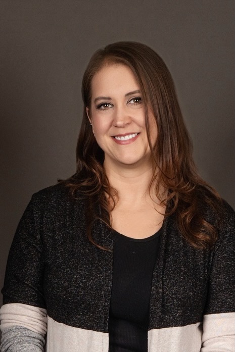 EMDR Consultant in Las Vegas - Emi Olmeztoprak